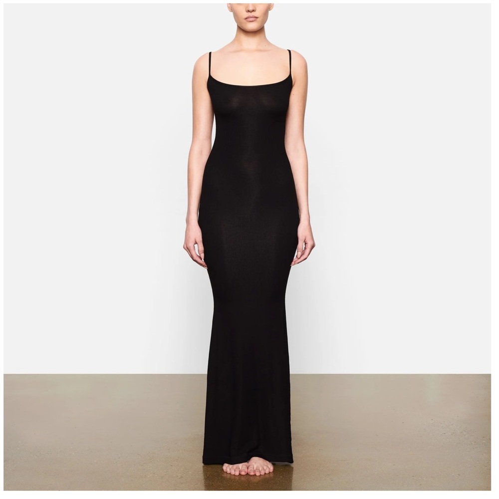 SKIMS - Soft Lounge Long Slip Dress - ONYX - S